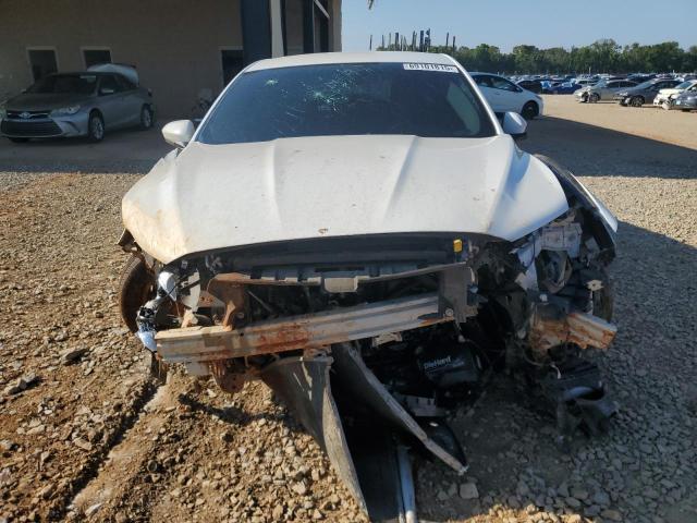 Седаны FORD FUSION 2016 Белы
