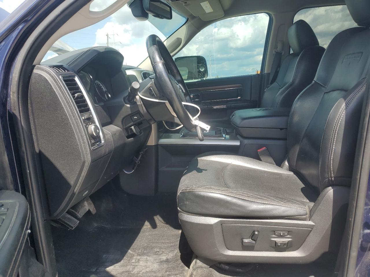 2013 Ram 1500 Laramie VIN: 1C6RR7NT7DS512820 Lot: 69996605