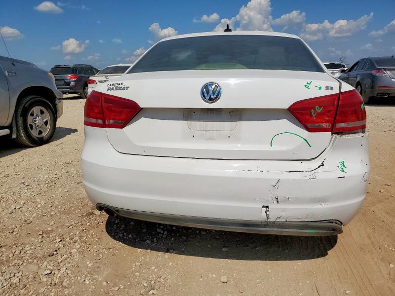  VOLKSWAGEN PASSAT 2013 Biały