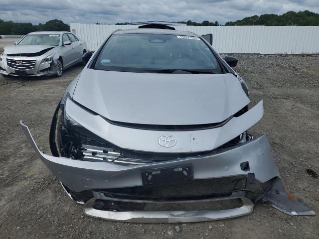  TOYOTA PRIUS 2024 Серебристый
