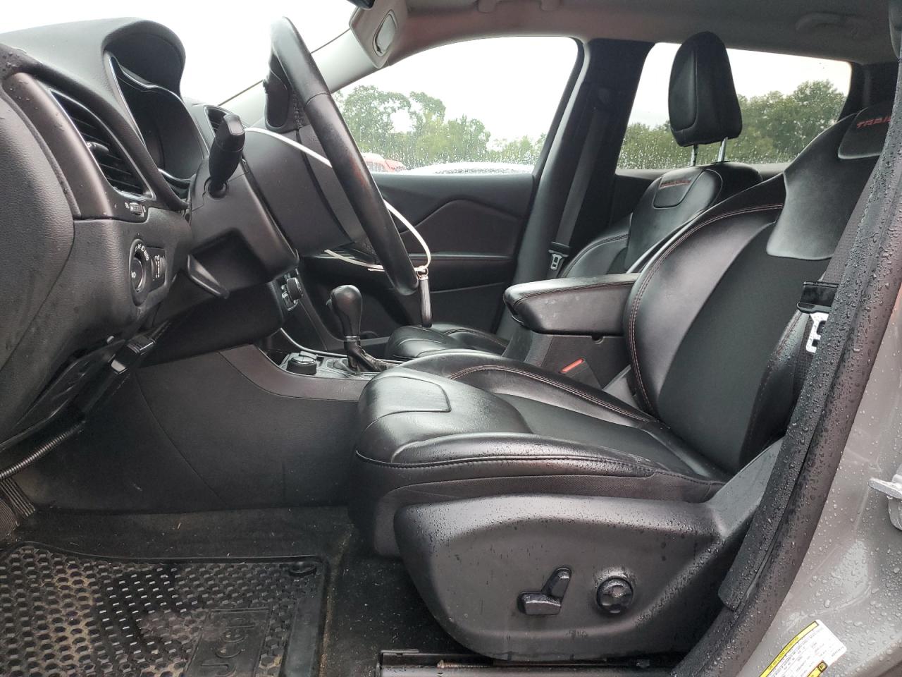 2019 Jeep Cherokee Trailhawk VIN: 1C4PJMBX6KD393849 Lot: 66951965