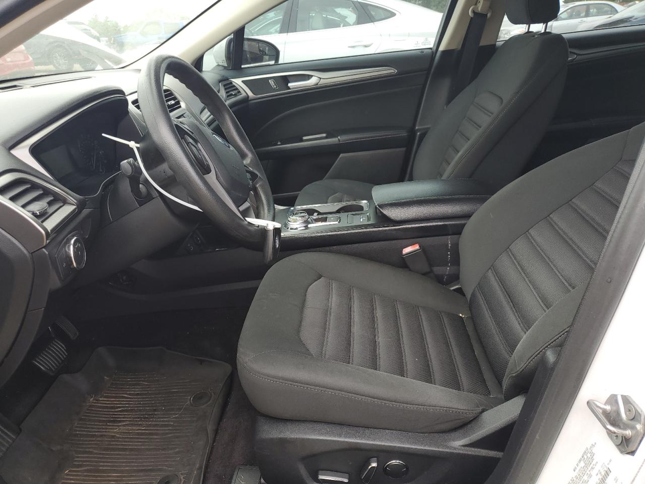 2017 Ford Fusion Se VIN: 3FA6P0H70HR148223 Lot: 69552675