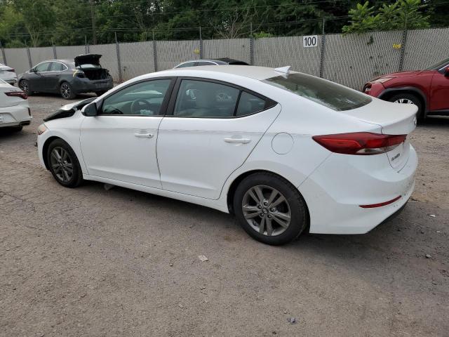  HYUNDAI ELANTRA 2017 Белы