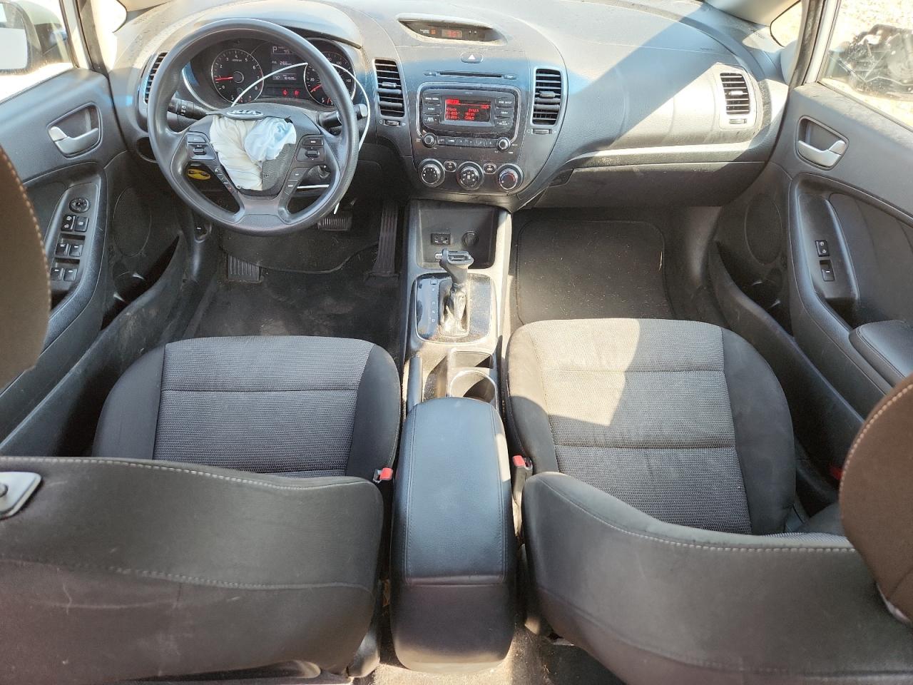 2017 Kia Forte Lx VIN: 3KPFK4A75HE039659 Lot: 70317805