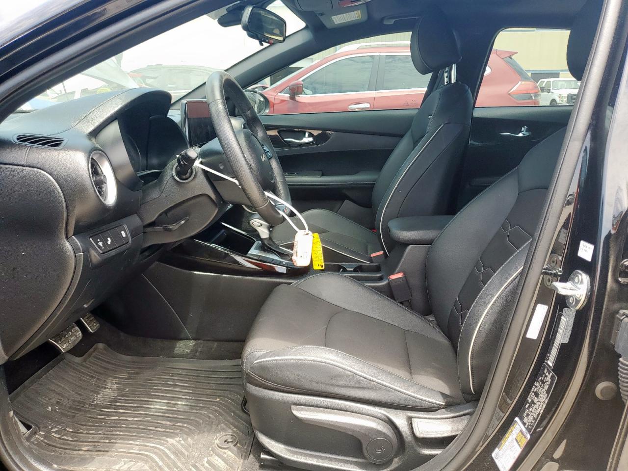 2024 Kia Forte Gt Line VIN: 3KPF54AD8RE794996 Lot: 66943425