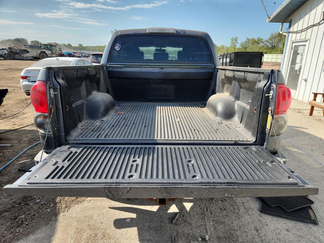 2007 Toyota Tundra Crewmax Limited VIN: 5TBEV58137S459962 Lot: 70199025