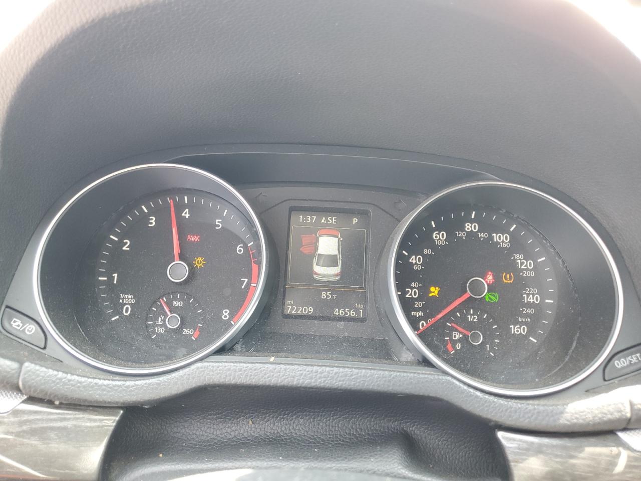 2018 Volkswagen Passat Se VIN: 1VWBA7A38JC046115 Lot: 68921865