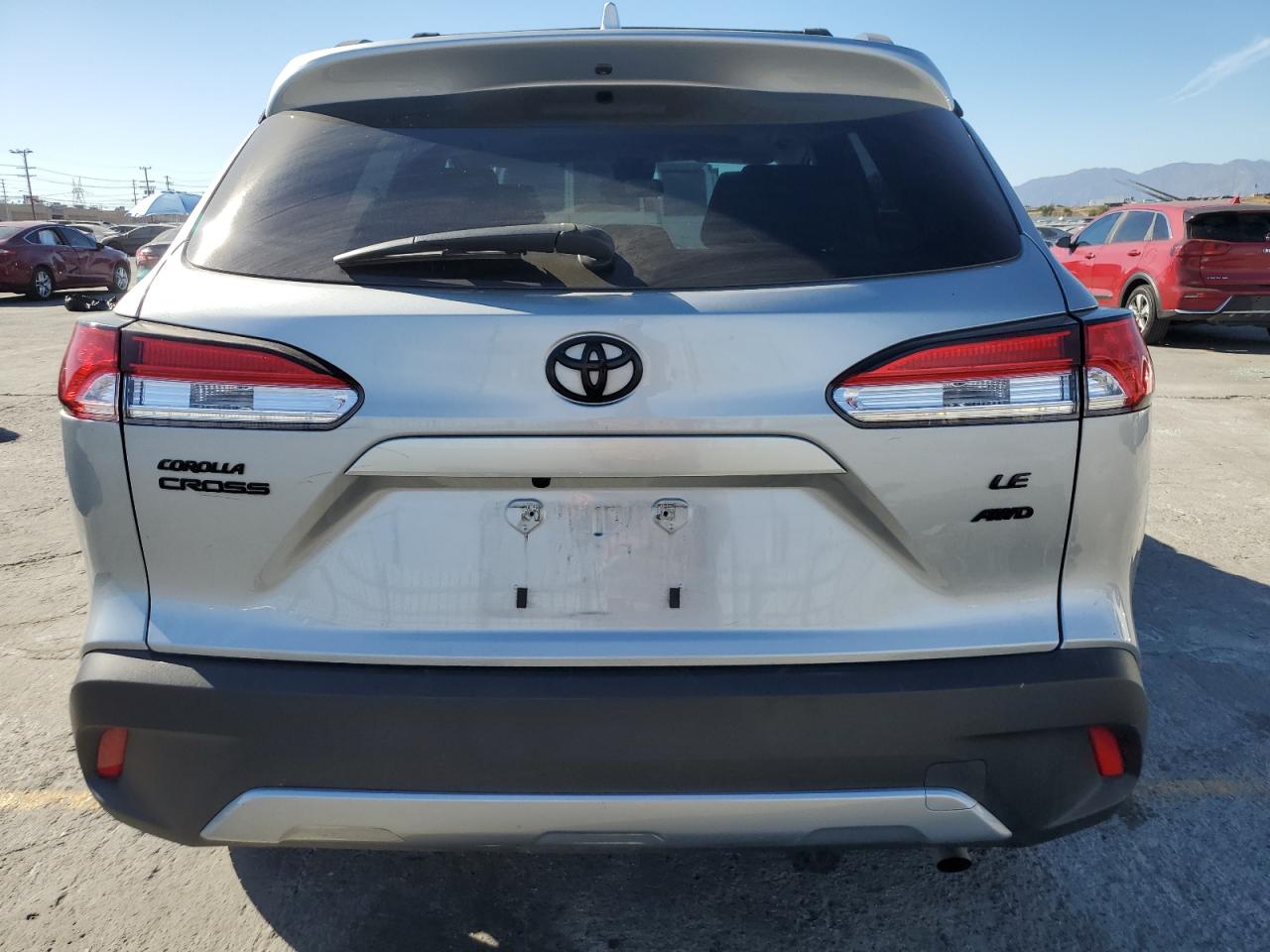 2022 Toyota Corolla Cross Le VIN: 7MUBAABG8NV014051 Lot: 69849555