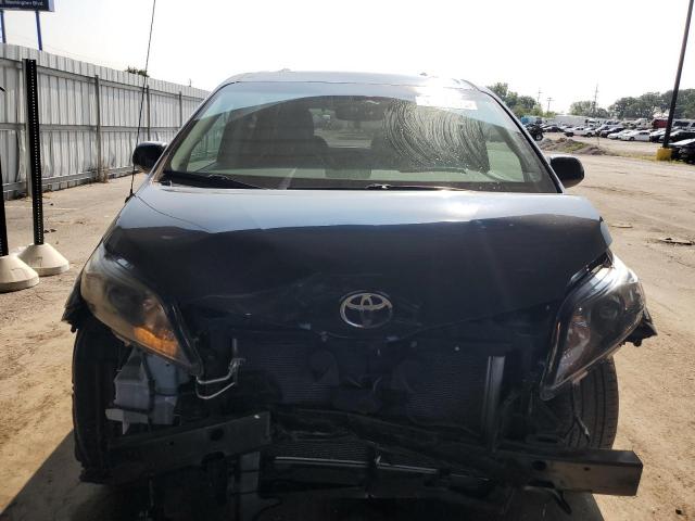  TOYOTA SIENNA 2012 Czarny
