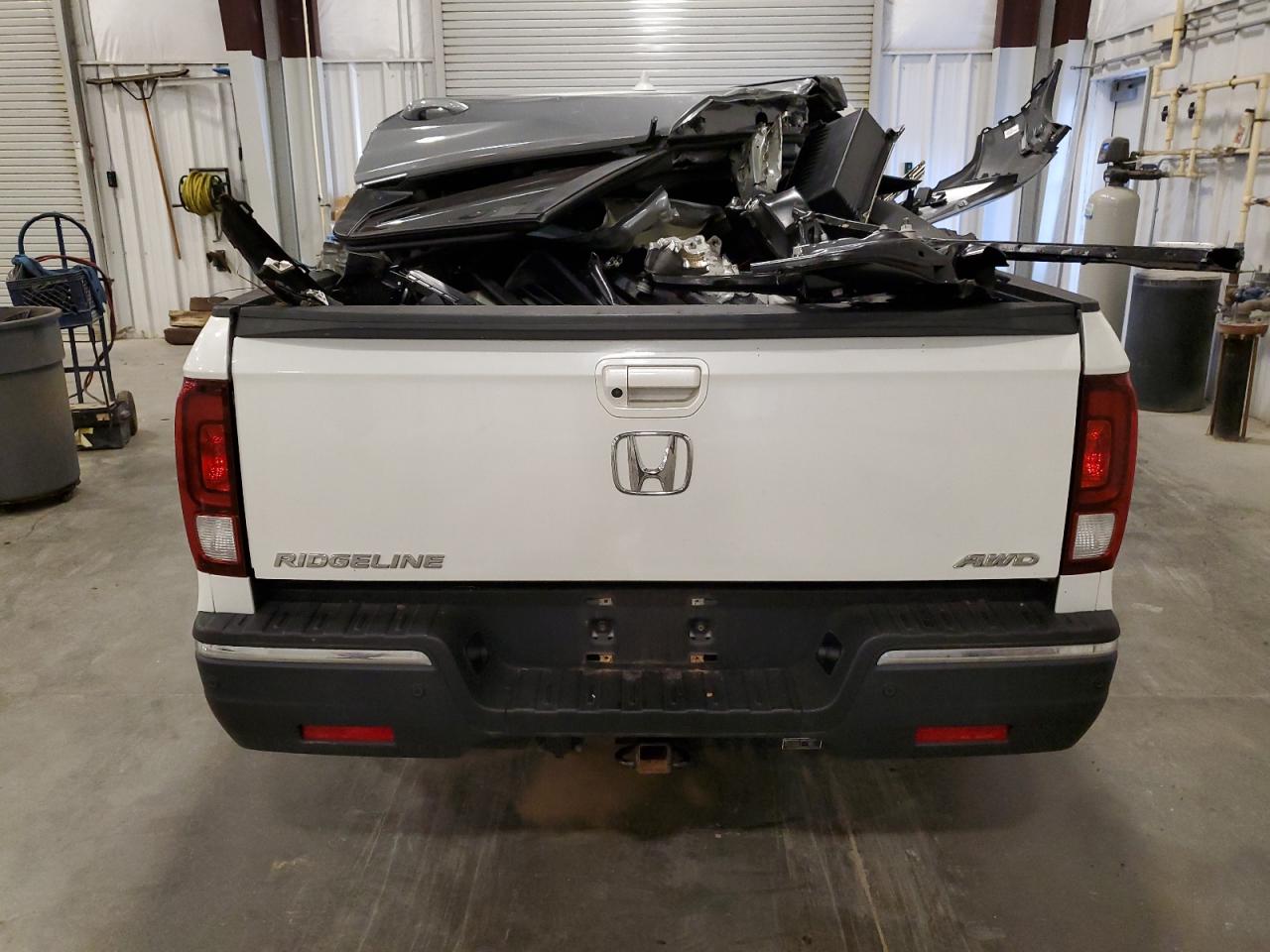 2020 Honda Ridgeline Rtl VIN: 5FPYK3F76LB008748 Lot: 70525445