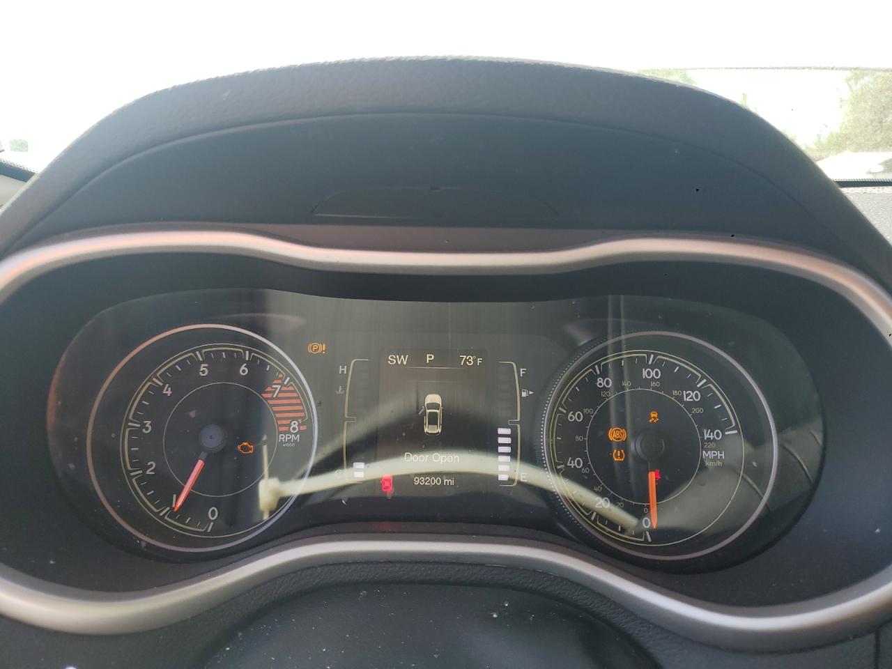 2018 Jeep Cherokee Latitude Plus VIN: 1C4PJLLX4JD606076 Lot: 69774915