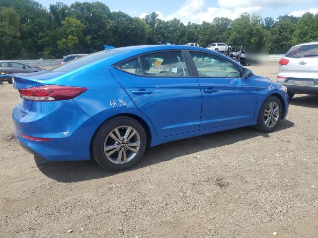  HYUNDAI ELANTRA 2017 Синий