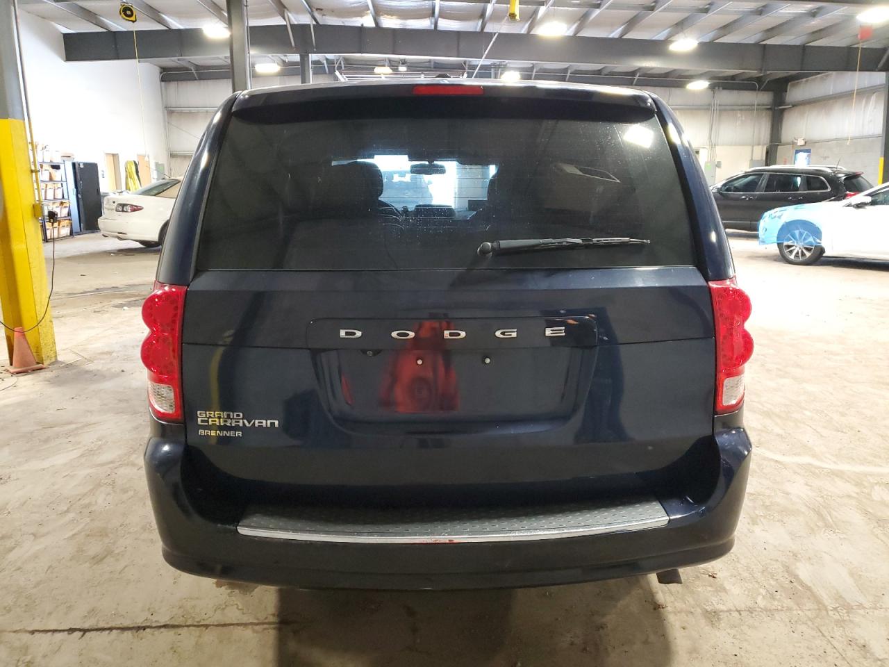 2014 Dodge Grand Caravan R/T VIN: 2C4RDGEG2ER184932 Lot: 68705615