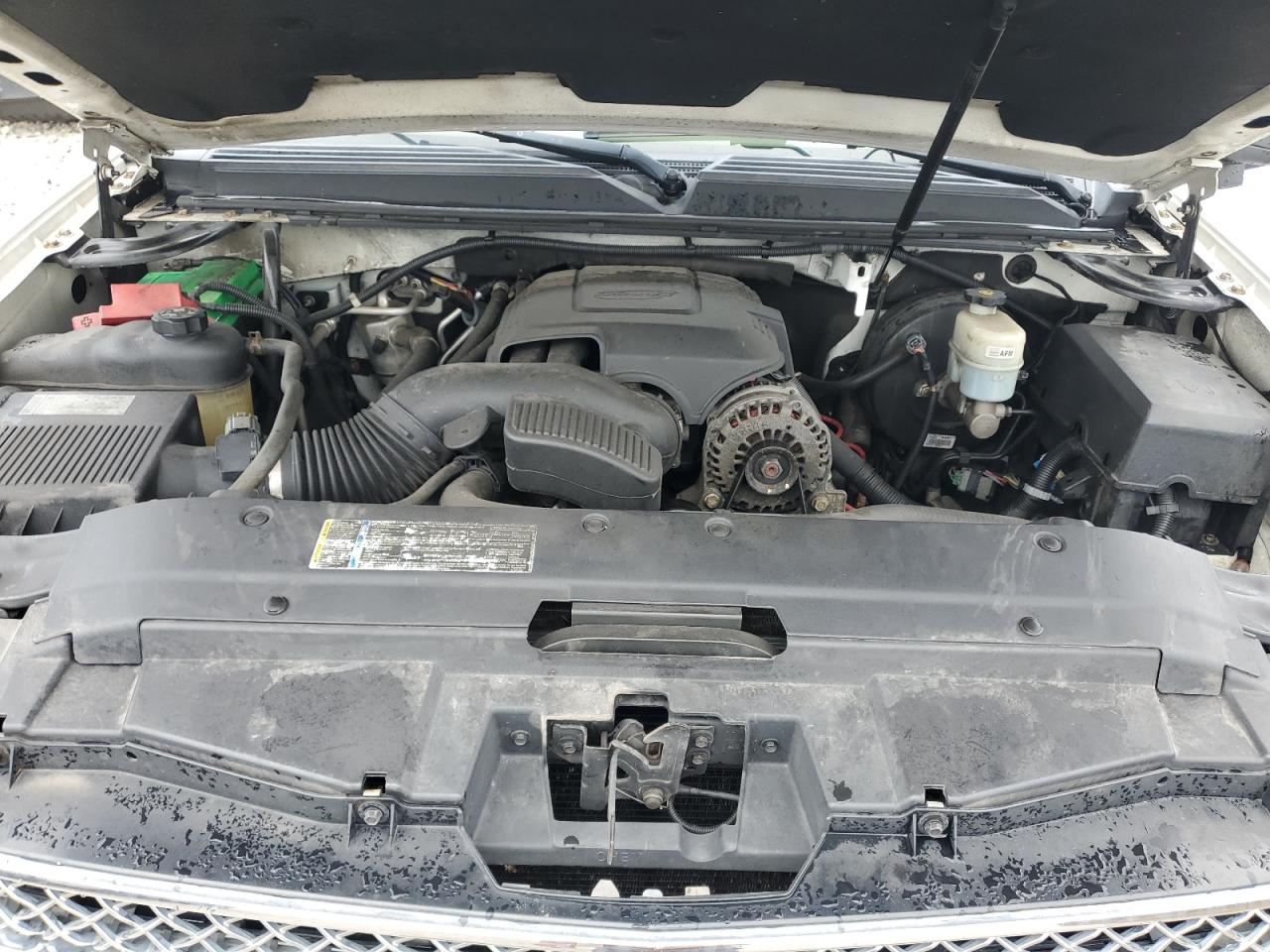 2010 Chevrolet Suburban K1500 Ltz VIN: 1GNUKKE31AR146230 Lot: 69372615