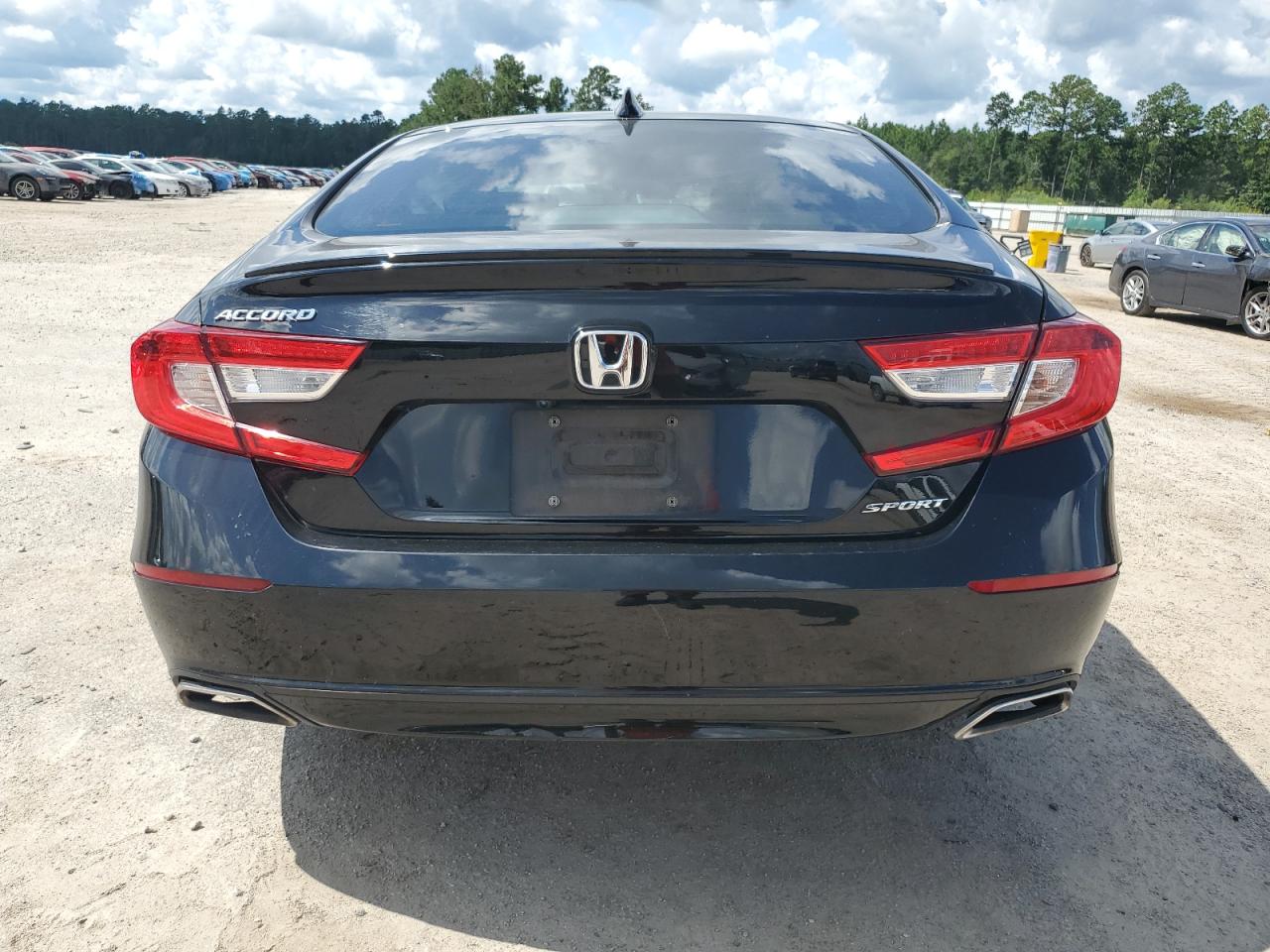 2022 Honda Accord Sport VIN: 1HGCV1F39NA085834 Lot: 68934905