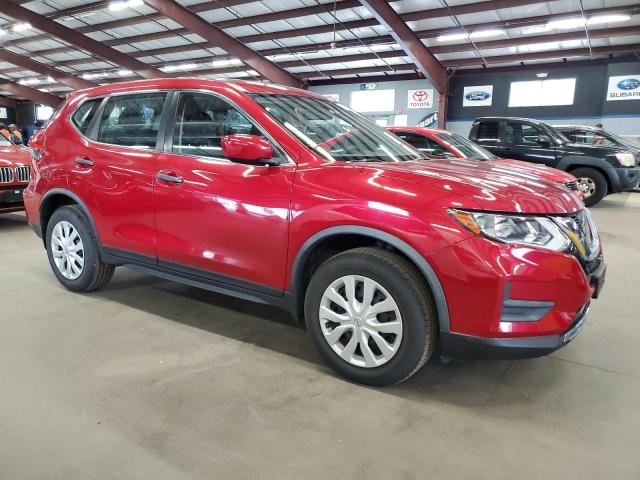  NISSAN ROGUE 2017 Красный