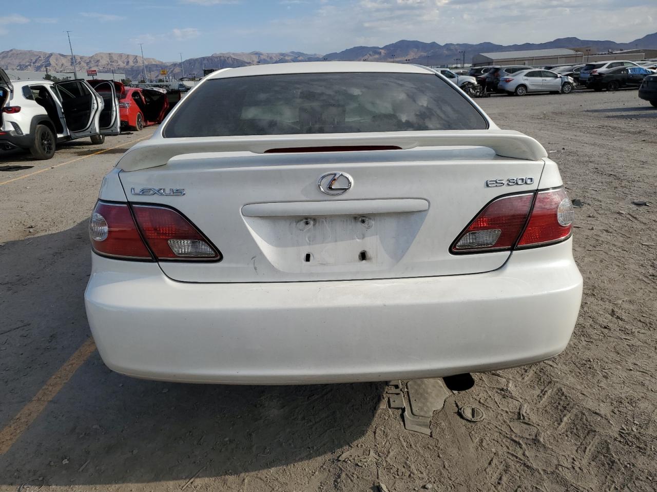 2002 Lexus Es 300 VIN: JTHBF30G025025099 Lot: 70126835