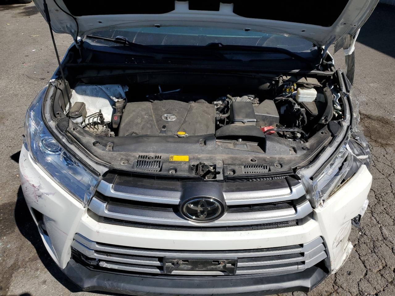 2017 Toyota Highlander Se VIN: 5TDJZRFH9HS446068 Lot: 69880525