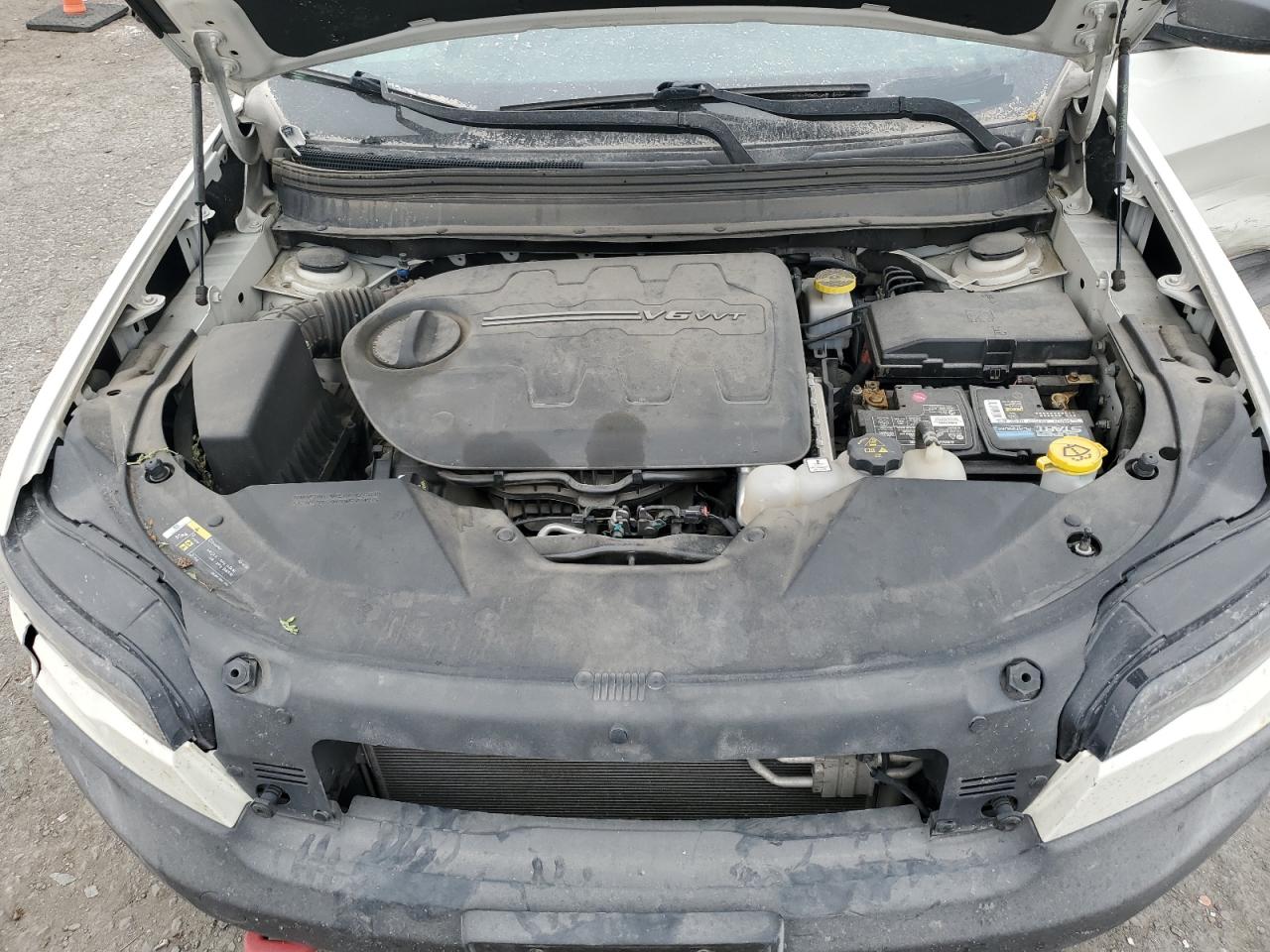 2019 Jeep Cherokee Trailhawk VIN: 1C4PJMBX2KD389572 Lot: 70784405