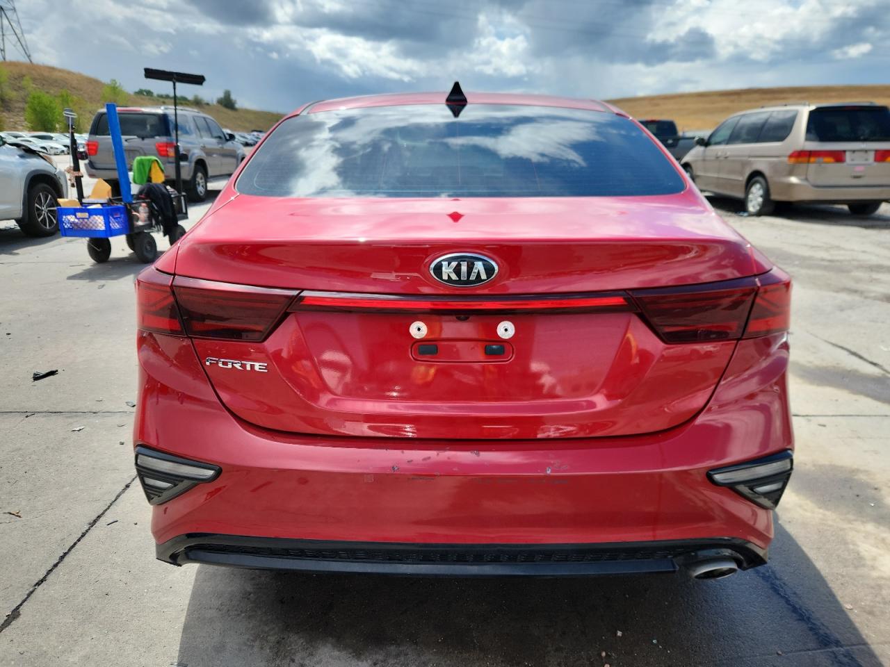 2021 Kia Forte Fe VIN: 3KPF24AD2ME351714 Lot: 70388265