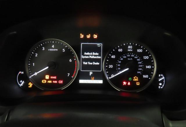  LEXUS IS 2023 Серый