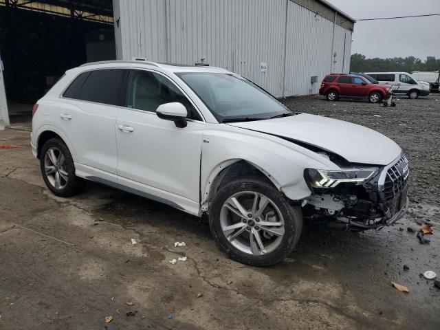 AUDI Q3 2023 Biały