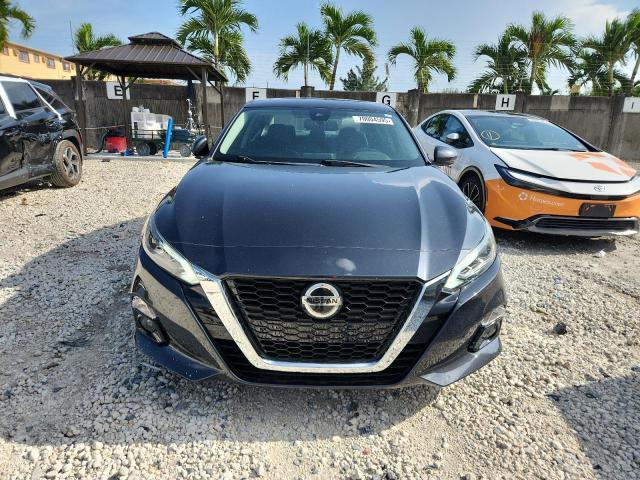  NISSAN ALTIMA 2019 Серый