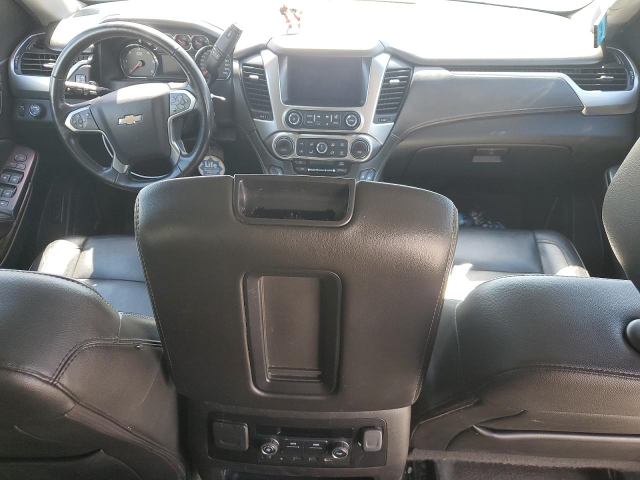 2019 Chevrolet Suburban K1500 Lt VIN: 1GNSKHKC5KR350836 Lot: 70046255