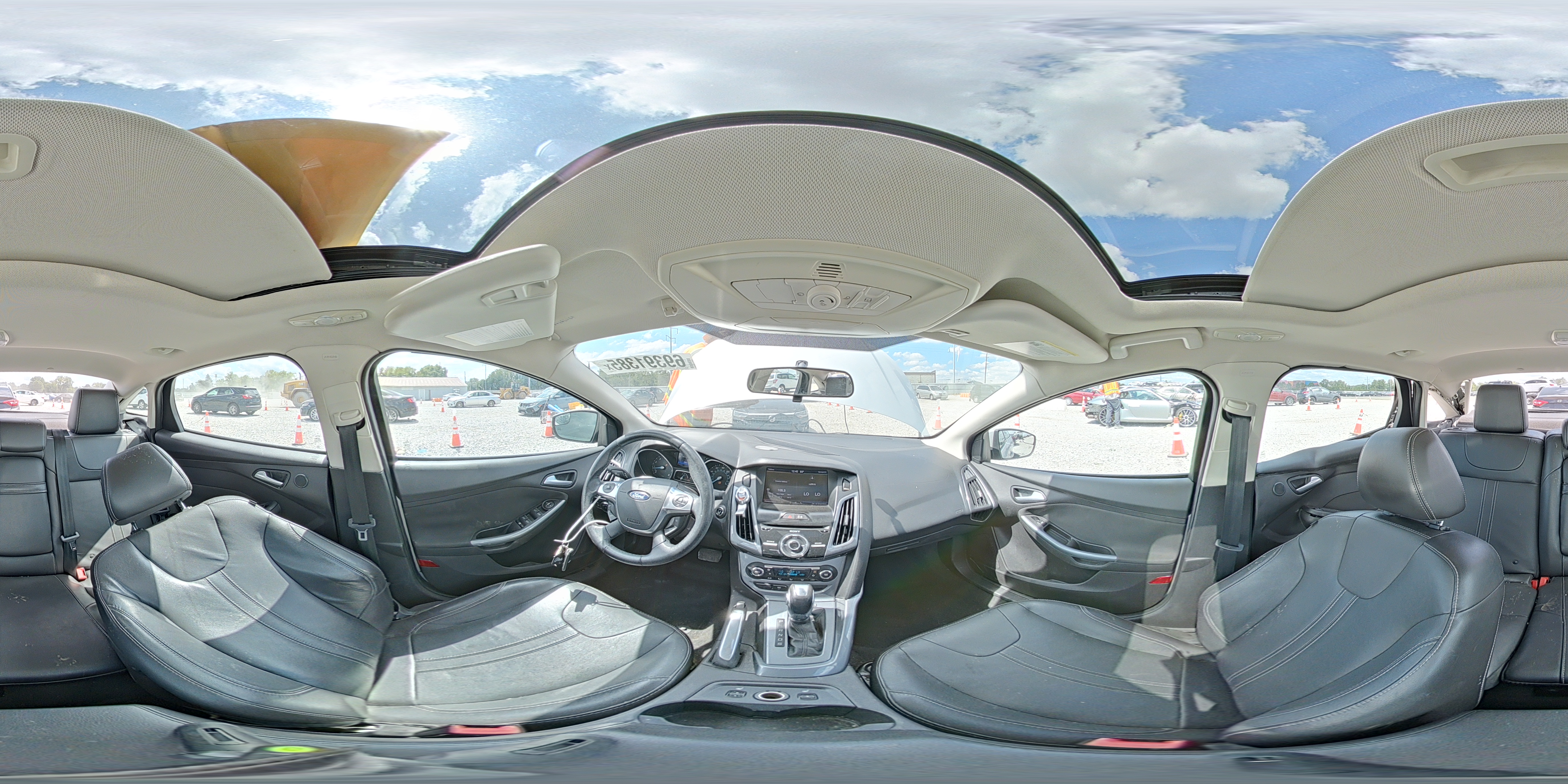 2013 Ford Focus Titanium VIN: 1FADP3J2XDL270510 Lot: 69391385