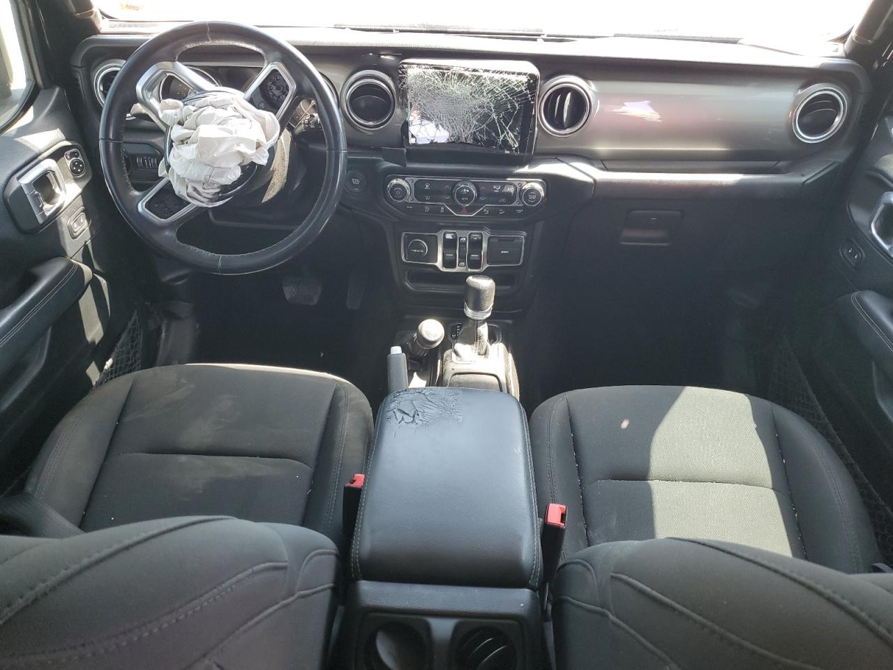 2019 Jeep Wrangler Unlimited Sahara VIN: 1C4HJXEN5KW595554 Lot: 70926085