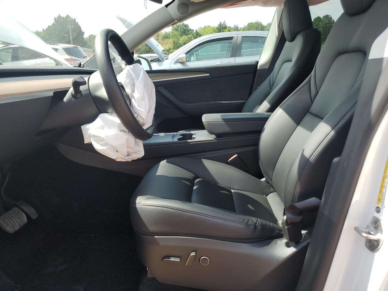 2023 Tesla Model Y VIN: 7SAYGDEE7PA061402 Lot: 70307765