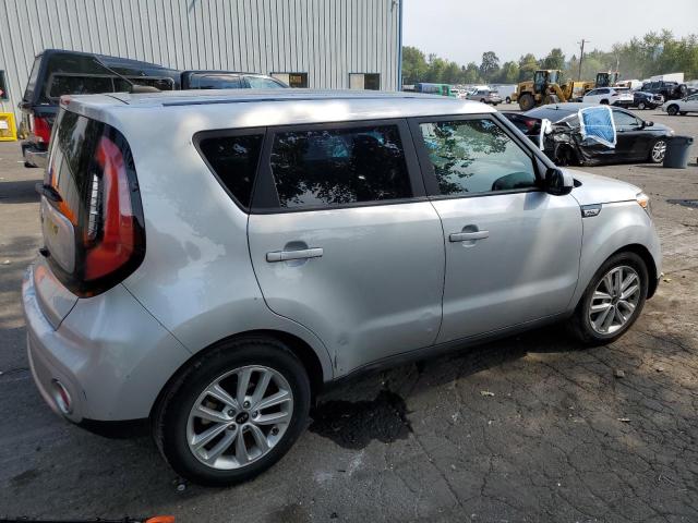 KIA SOUL 2017 Silver