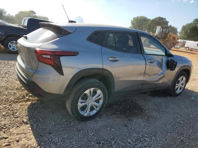  CHEVROLET TRAX 2024 Szary