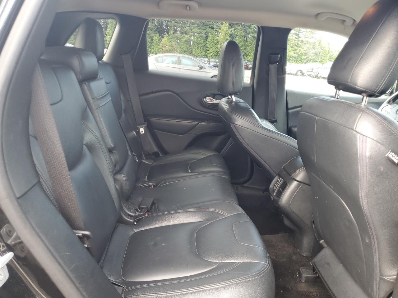 2015 Jeep Cherokee Latitude VIN: 1C4PJMCB7FW734012 Lot: 69815435