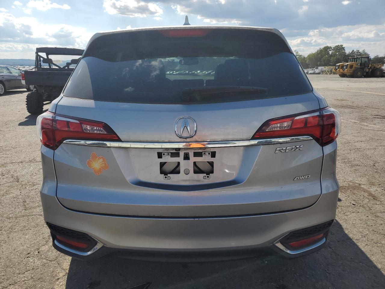 2018 Acura Rdx VIN: 5J8TB4H33JL028261 Lot: 71152015