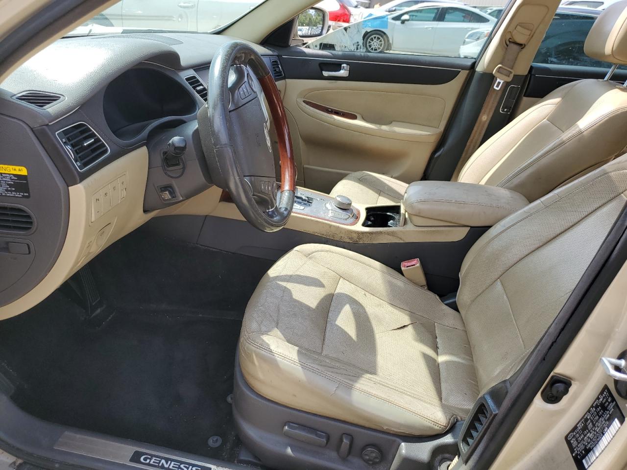 2012 Hyundai Genesis 4.6L VIN: KMHGC4DF5CU177826 Lot: 70682345