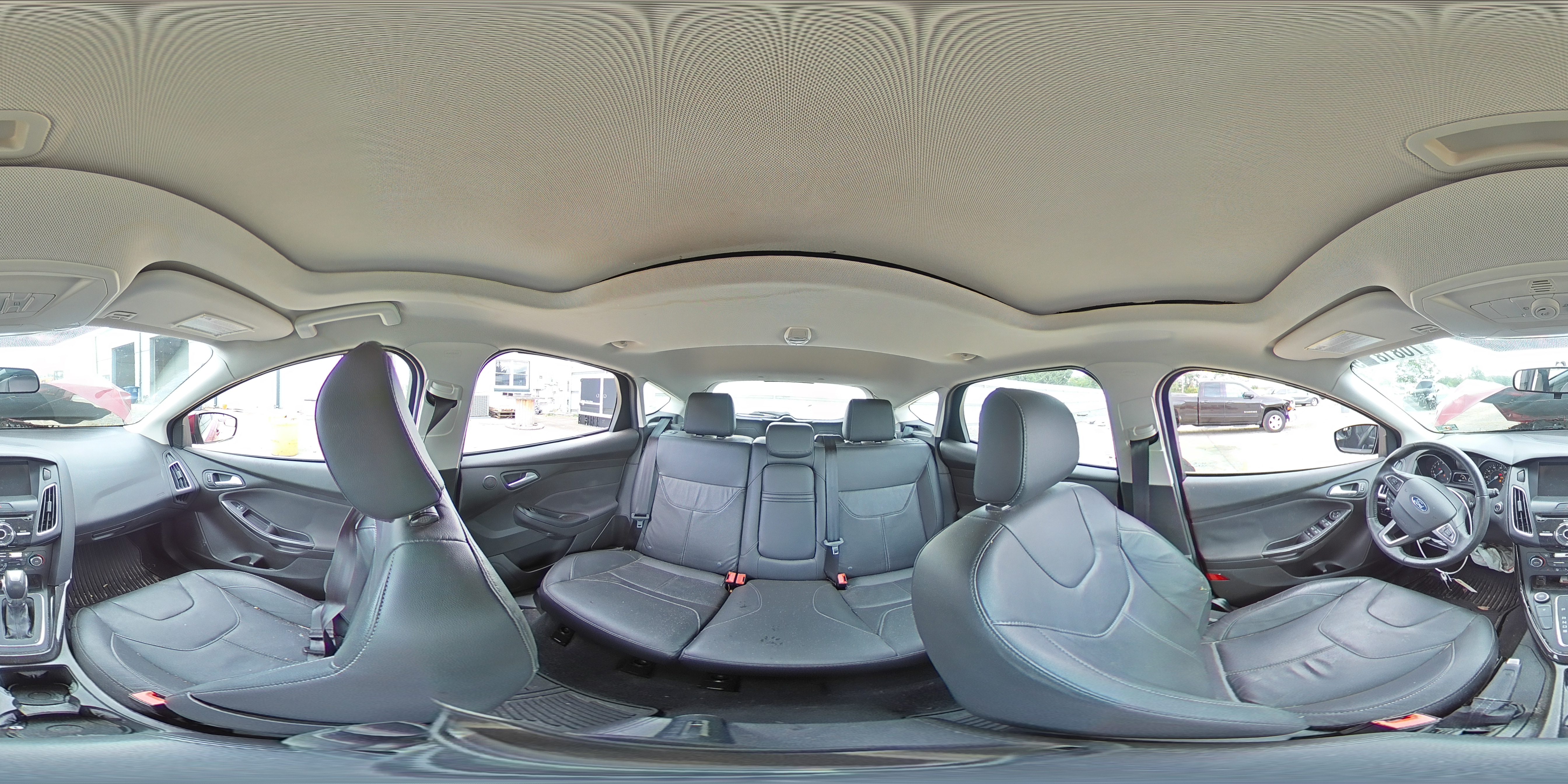 2016 Ford Focus Titanium VIN: 1FADP3N23GL261713 Lot: 70818135