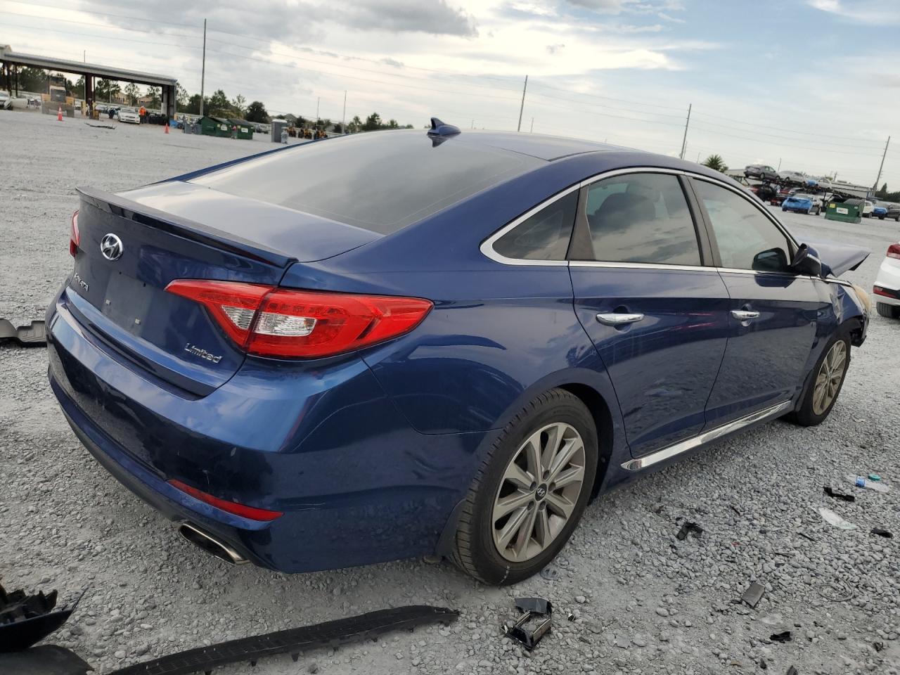 2017 Hyundai Sonata Sport blue null gas 5NPE34AF4HH584523 photo #4