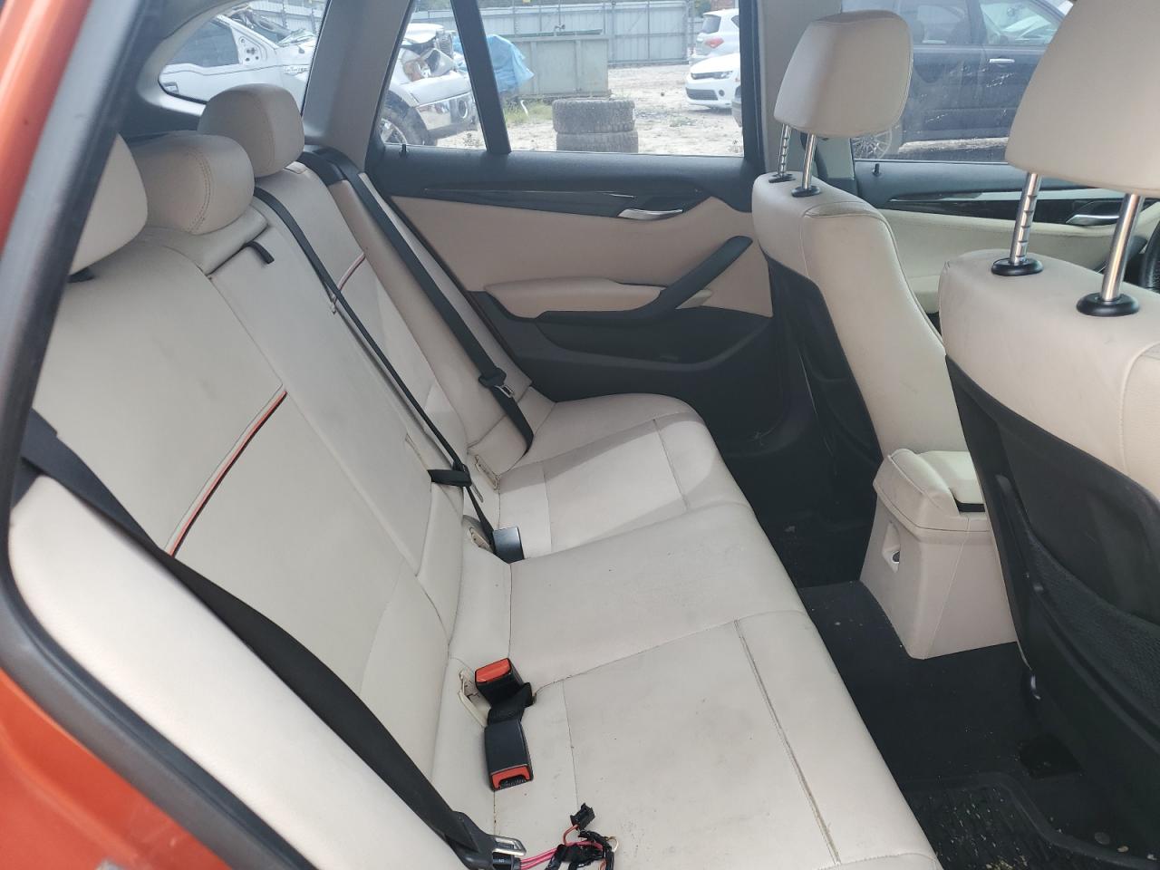 2014 BMW X1 xDrive28I VIN: WBAVL1C52EVY15141 Lot: 70101305