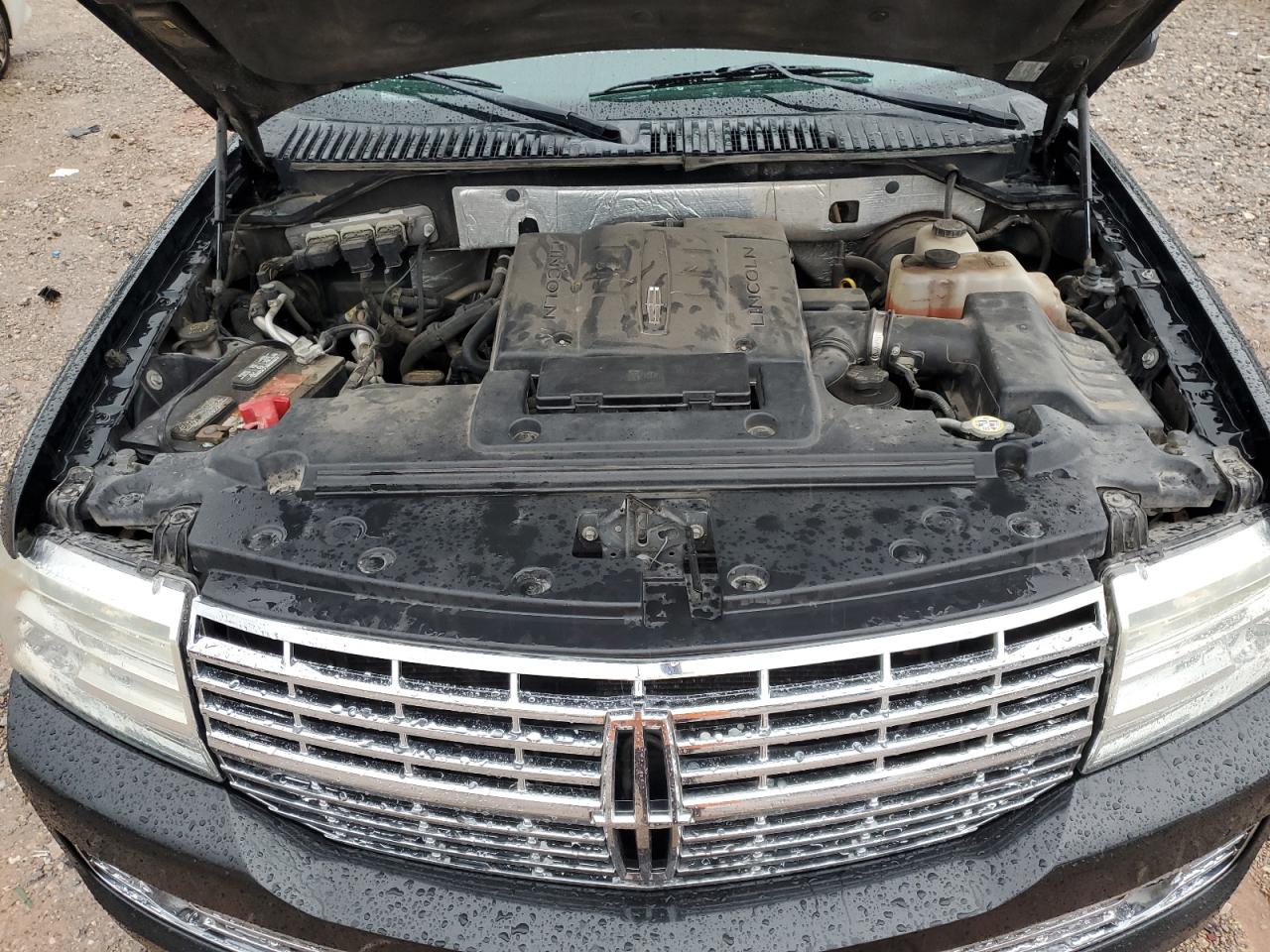 2011 Lincoln Navigator VIN: 5LMJJ2H50BEJ05553 Lot: 69976175