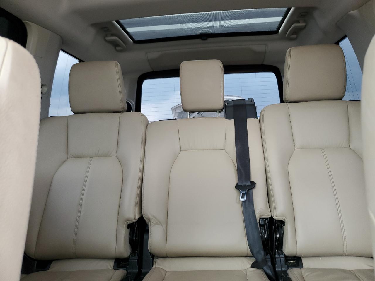 2011 Land Rover Lr4 Hse Luxury VIN: SALAK2D43BA556509 Lot: 70144835