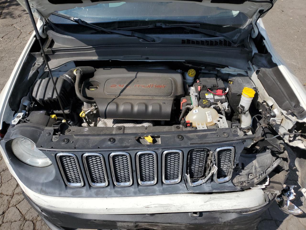 2015 Jeep Renegade Latitude VIN: ZACCJBBT6FPB83131 Lot: 67761745