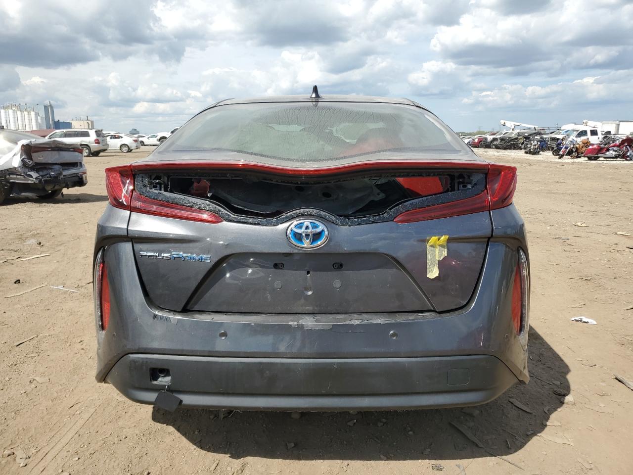 2017 Toyota Prius Prime VIN: JTDKARFP6H3042357 Lot: 69925975