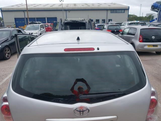 2004 TOYOTA COROLLA VE