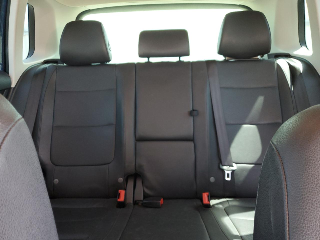 2013 Volkswagen Tiguan S VIN: WVGAV3AX2DW620382 Lot: 70868795