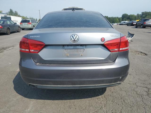 Sedans VOLKSWAGEN PASSAT 2014 Gray