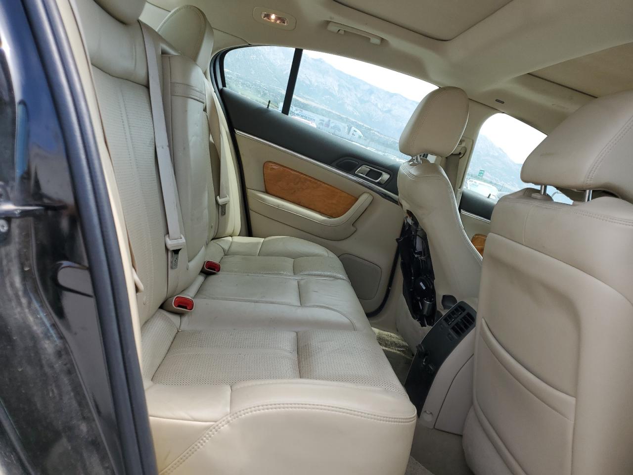 2012 Lincoln Mks VIN: 1LNHL9FT4CG800484 Lot: 67866975