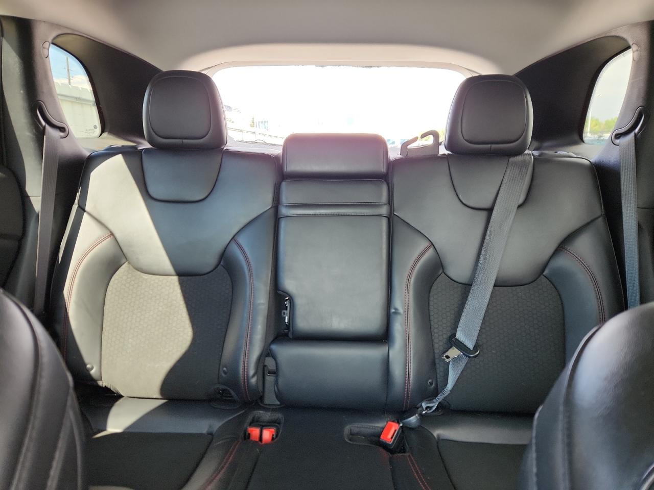 2019 Jeep Cherokee Trailhawk VIN: 1C4PJMBN2KD375413 Lot: 71127745