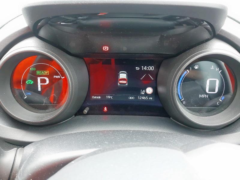 2022 TOYOTA YARIS DESIGN