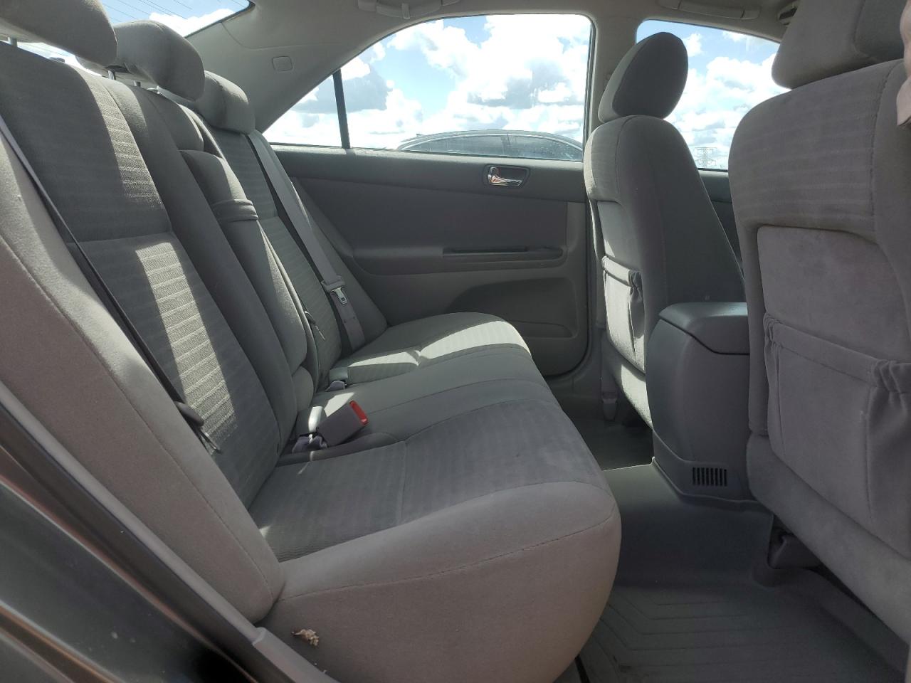 2005 Toyota Camry Le VIN: 4T1BF30K85U595220 Lot: 68875635